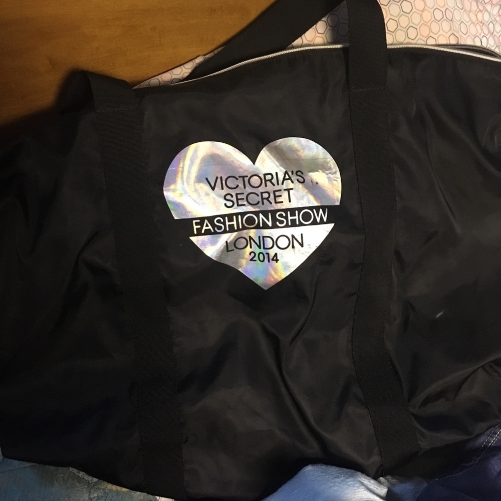 VS duffle